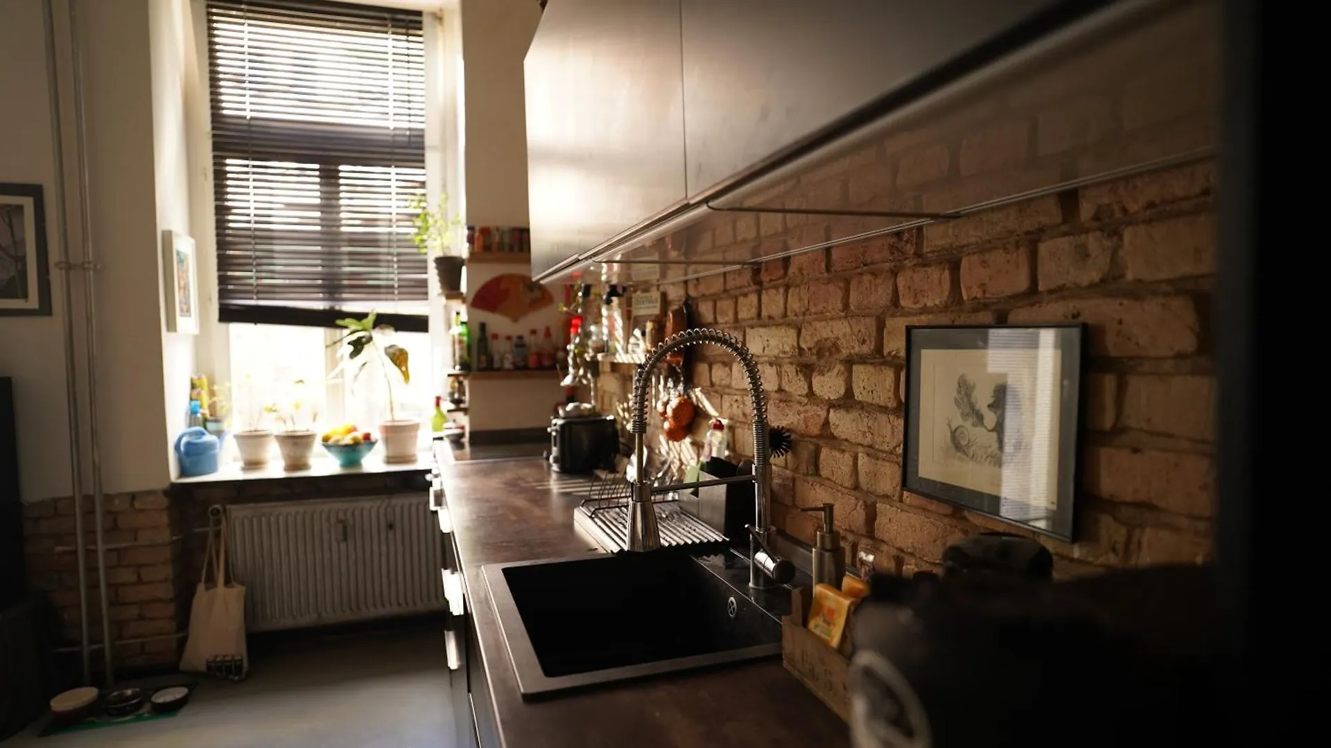 Cozy And Quiet Loft With Private Garden In A Lively Neighbourhood Apartment Berlin 0*,